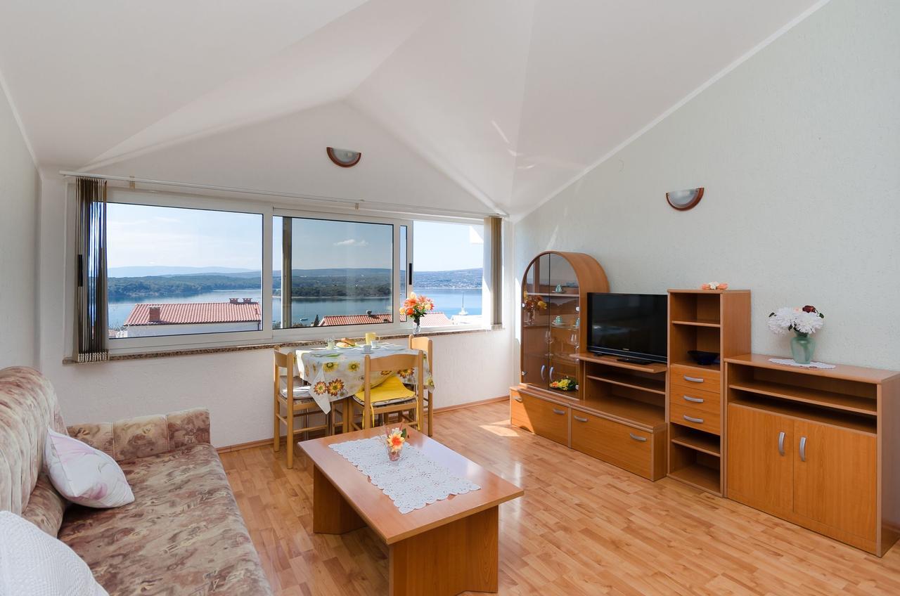 Apartments Krunoslav Punat Buitenkant foto