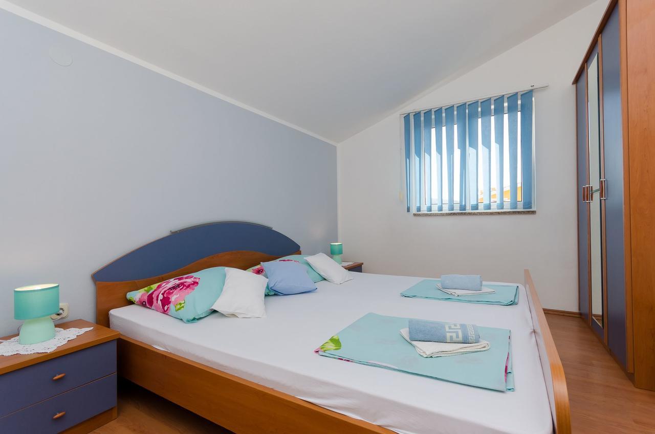 Apartments Krunoslav Punat Buitenkant foto