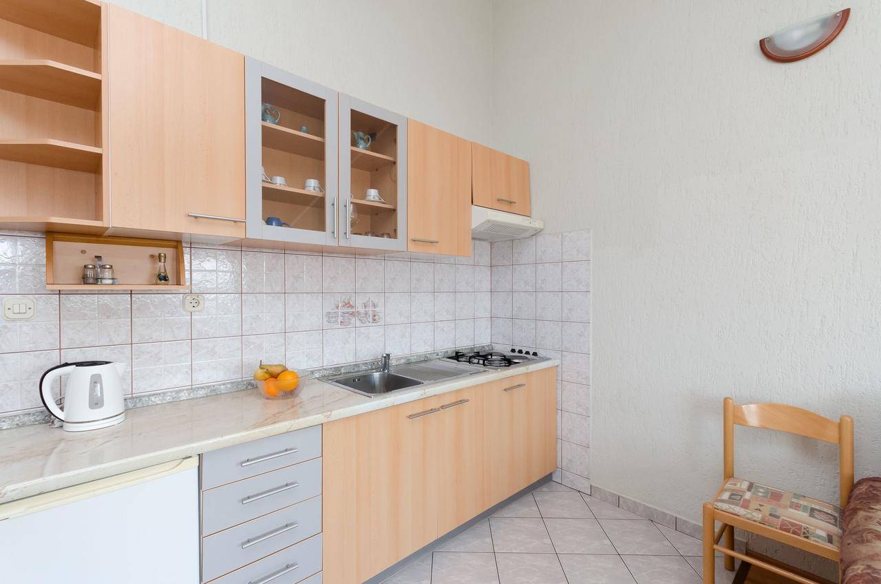 Apartments Krunoslav Punat Buitenkant foto