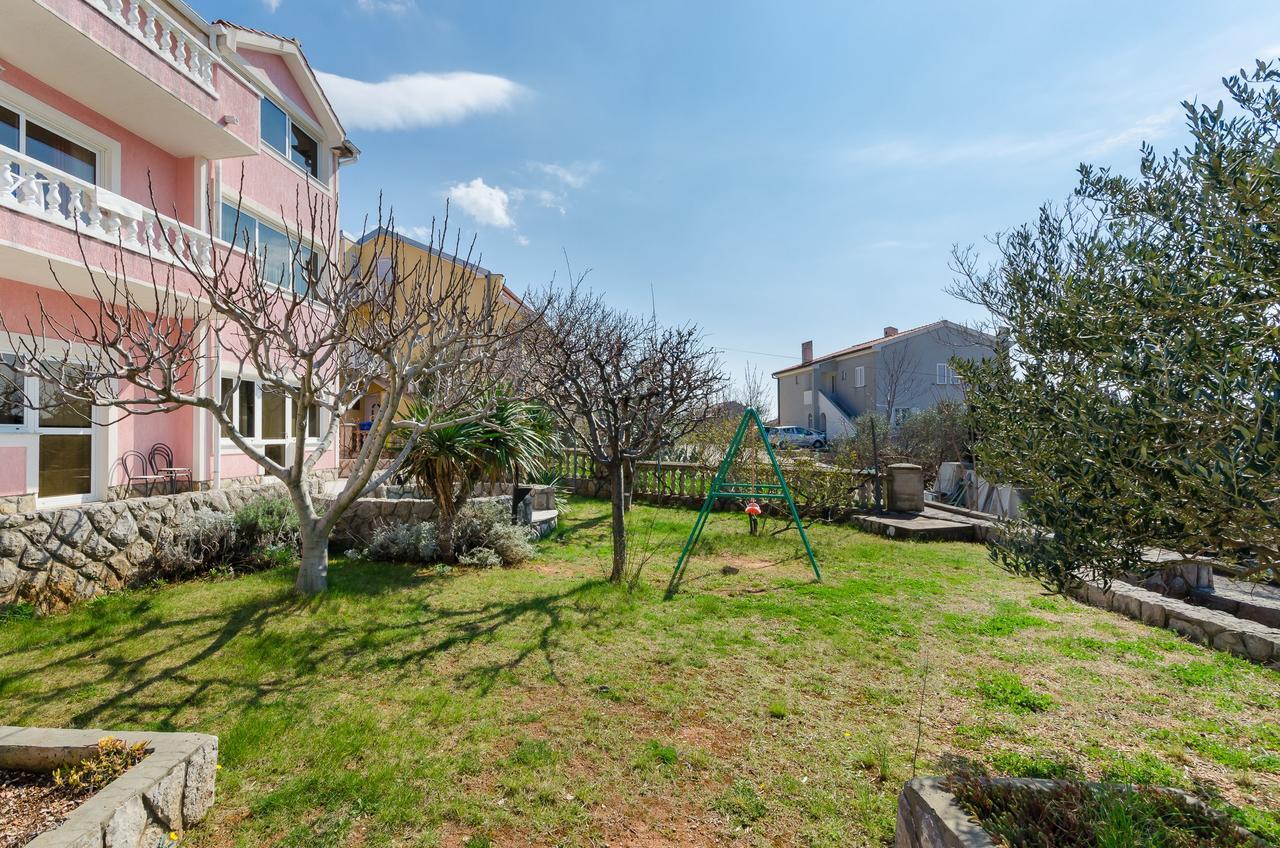 Apartments Krunoslav Punat Buitenkant foto
